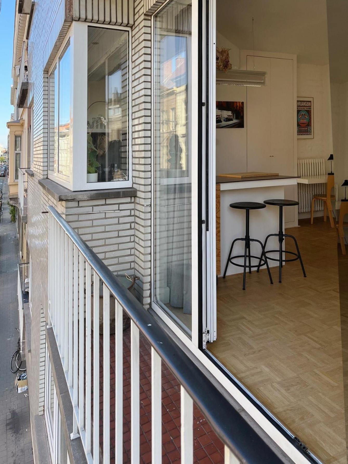 Trendy & Sunny Apartment In Ghent Gante Exterior foto